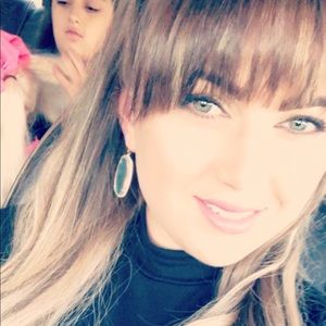 Meet your Posher, Ashlye